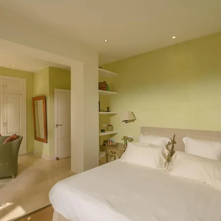 Silene - Piscina Privada بينالوب كاساس فِييخاس