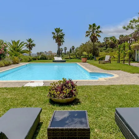 Silene - Piscina Privada بينالوب كاساس فِييخاس